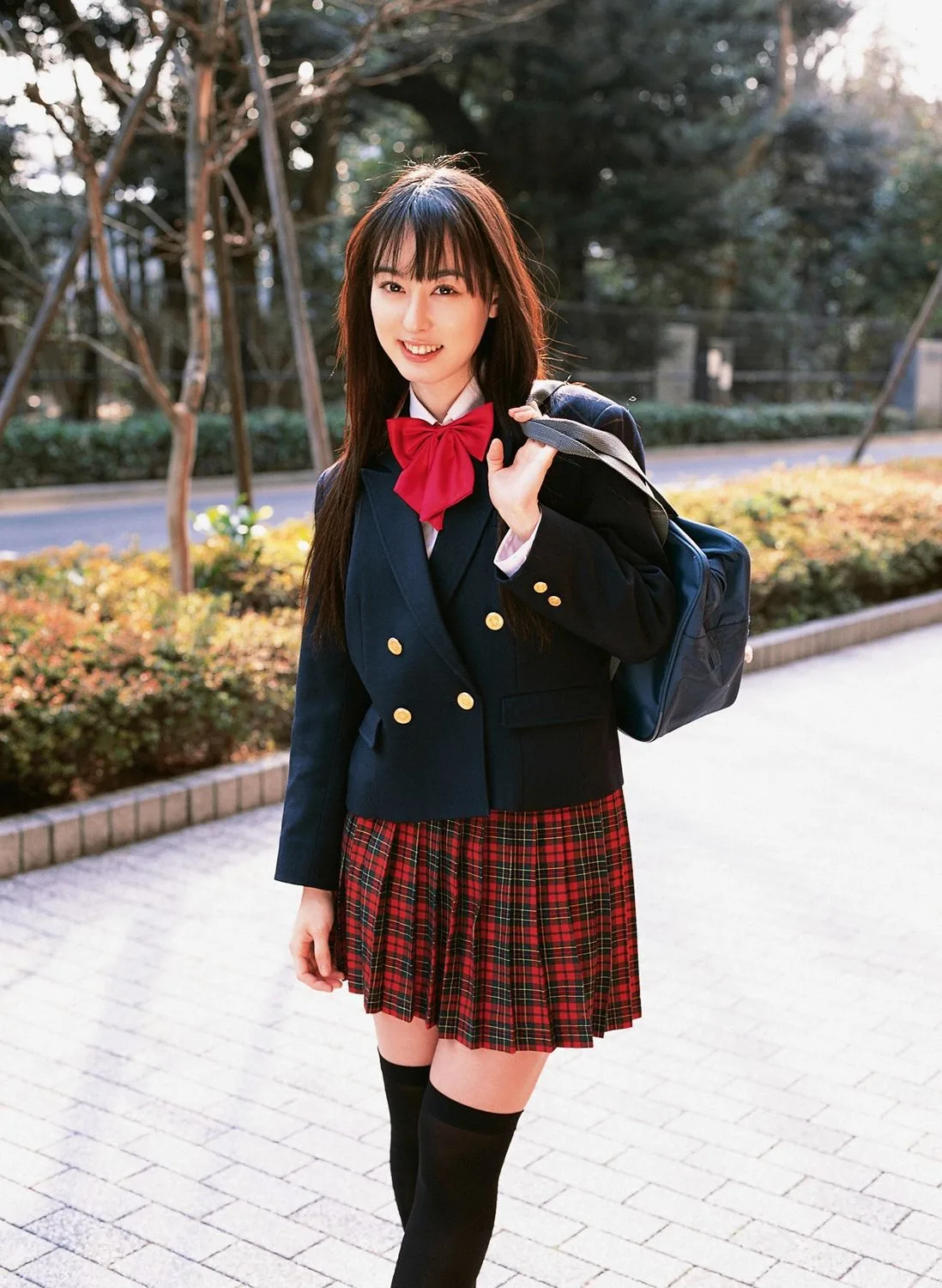 [YS Web] Vol.207 Album ảnh "キミの无色こつそりのぞ" của Akiyama Rina - 4