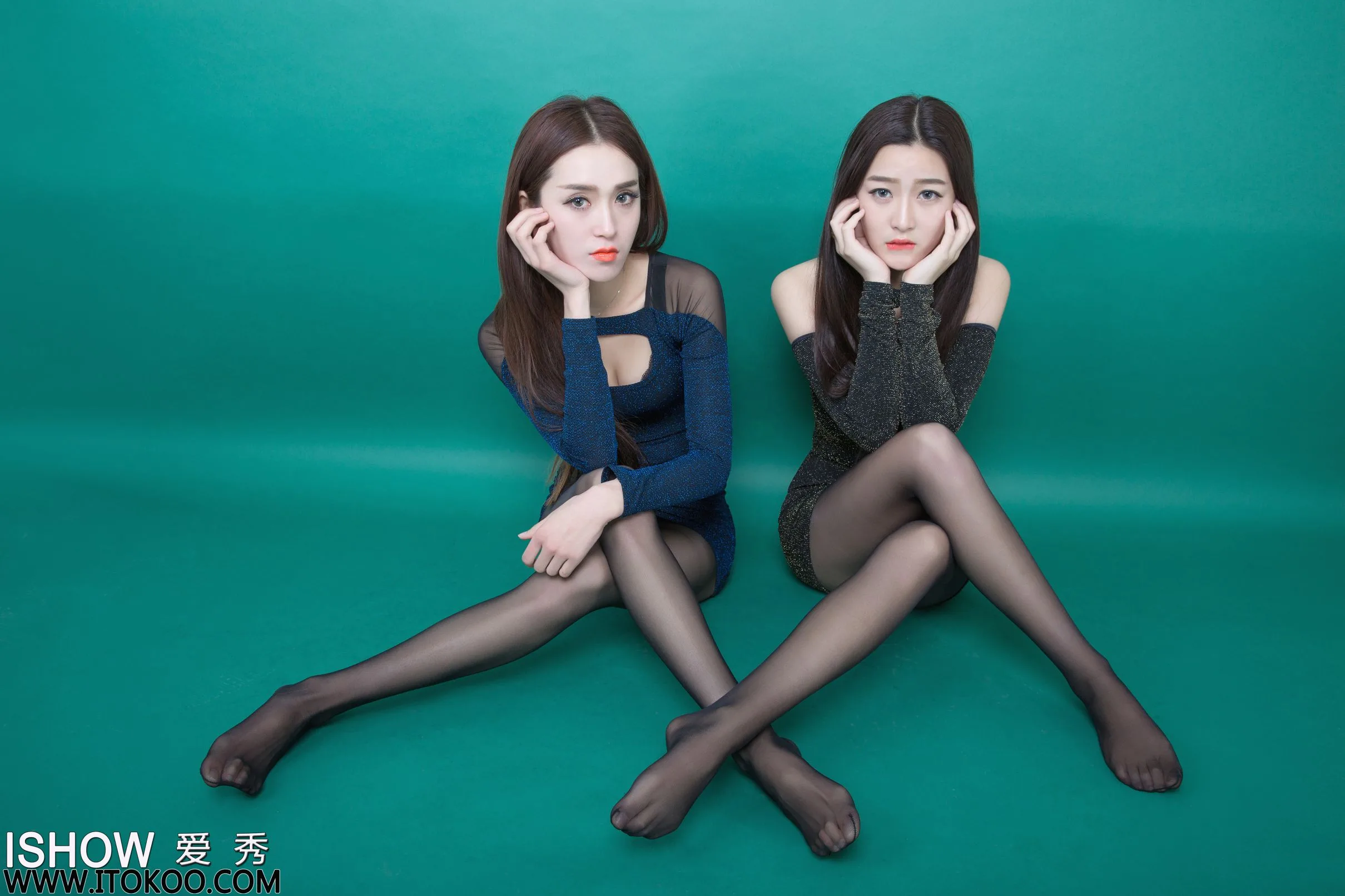 [HIỂN THỊ] Số 033 Ruby & CC - Bộ tất đen và váy - 25